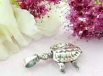 Sterling silver pendant with moveable turtle