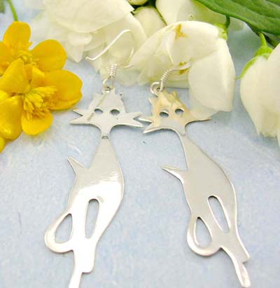 Discount home shopping teen jewelry of 925 sterling silver earrings with plain shimmy cat designed, fish hook to fit 