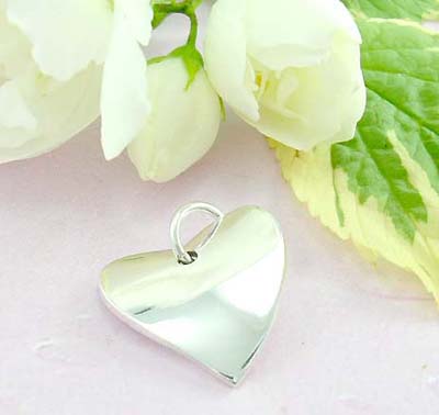 Discount gift shopping 925 Sterling silver pendant with a plain heart shape    