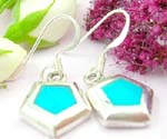 Sterling silver earring with 5 pyramid shape and turquoise embedded