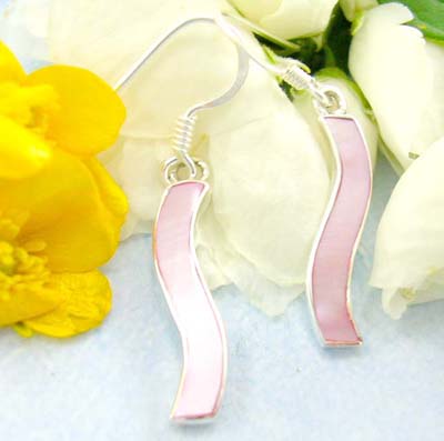 Shopping body canada jewelry wholesale sterling silver earrings with pink mother of pearl, decor in curve-shaped with fish hoop back  