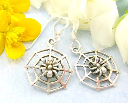 Resale shopping online costume jewelry gift retailer sales sterling silver earrings decor in shinny spider web with fish hook 