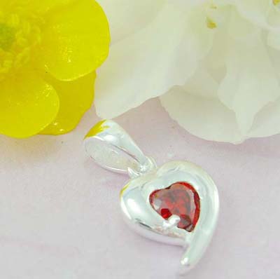 Shopping cz jewelry mall online 925 Sterling silver heart shape pattern with red cz      