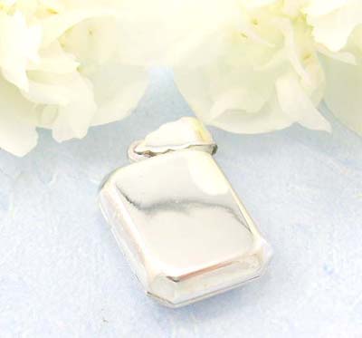 Big discount jewelry shopping store Plain rectangular shape locket pendant design in sterling silver      
