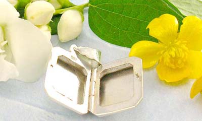 Big discount jewelry shopping store Plain rectangular shape locket pendant design in sterling silver      