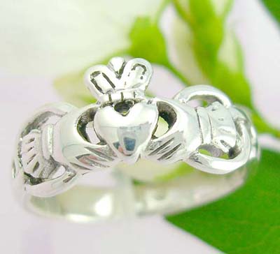 Sterling Silver Claddagh Ring irish cultural jewelry gift wholesale to public
   