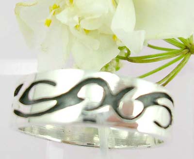  Online jewelry fashion wholesaler supply manufacture Sterling silver ring carved-out with tattoo pattern      